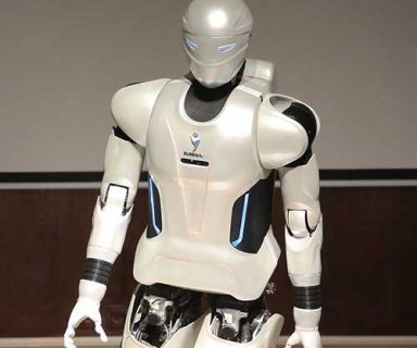 ربات انسان نمای سورنای ۳